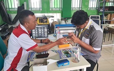 Gelar Uji Kompetensi Keterampilan, MAN 2 Majalengka Bekerjasama dengan Balai Latihan Kerja Cirebon