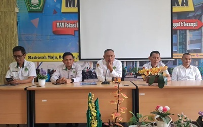 Pimpin Rapat Dinas Pertama, Dodo Sunandi Bahas Program dan Penguatan Kinerja MAN 2 Majalengka
